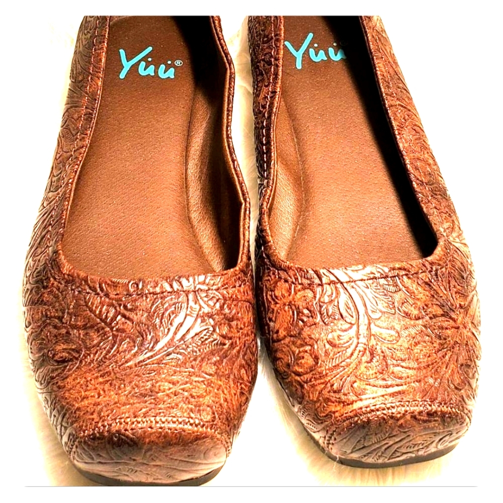 Yuu Embossed Brown Slip-On Flats Vegan Leather